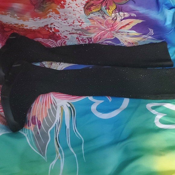 KNEE HIGH RHINESTONE SNEAKERS - Picture 14 of 15